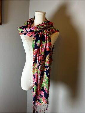Lilly Pulitzer Floral Wrap Scarf/Sarong Colorful Beach Resort 70x 29.5 Tasseled